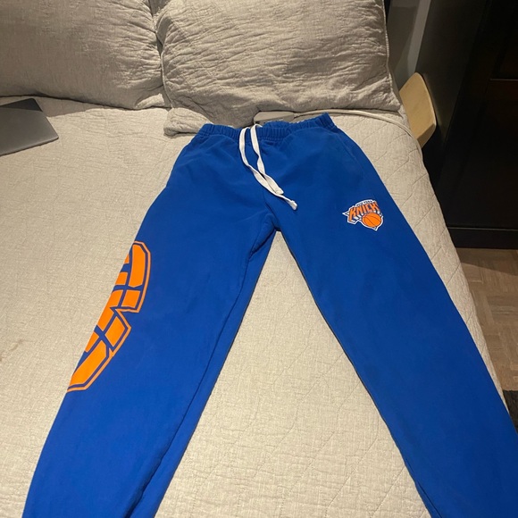 Octobers Very Own New York Knick’s Collab - Picture 8 of 10